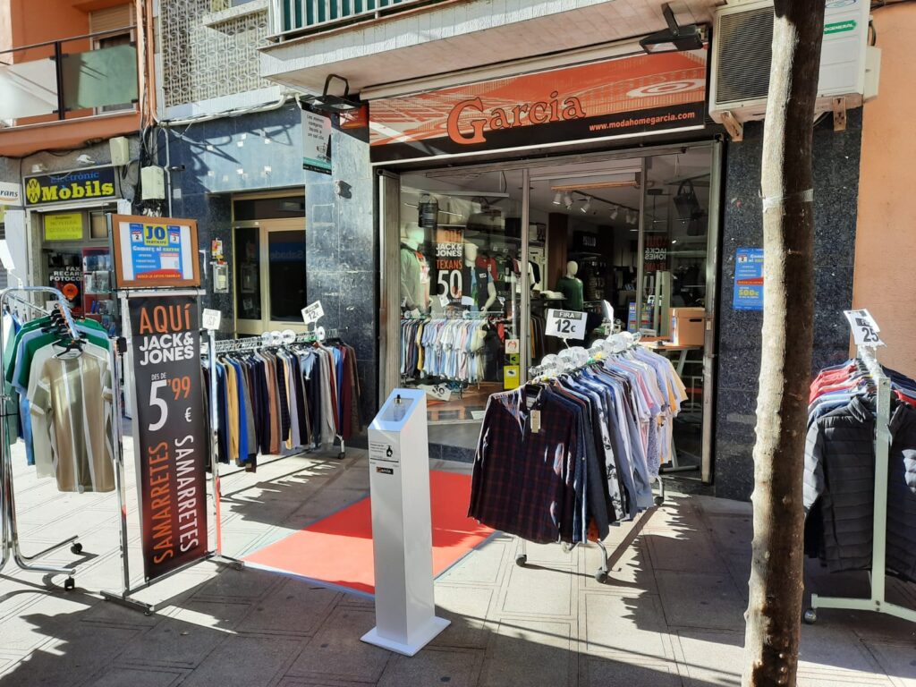 La Bustia Moda Home Garcia promocio al carrer Sant Andreu