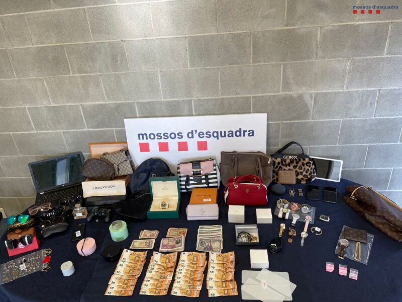 La Bustia Mossos detencio i recupera joies i objectes de valor Martorell Gelida Abrera