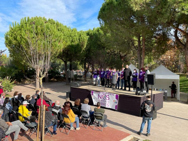 La Bustia 25N Sant Andreu 2