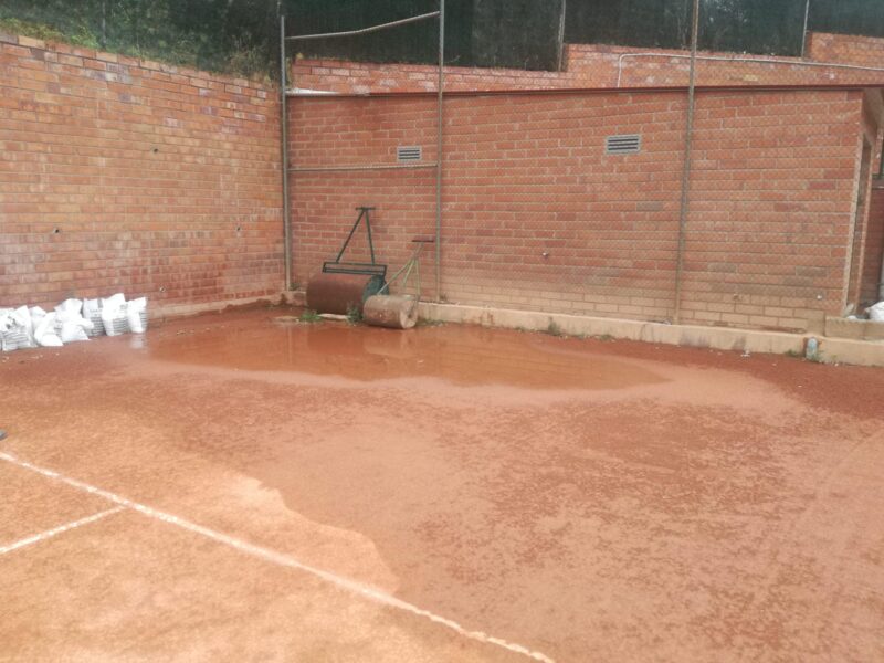 La Bustia desperfectes Club Tennis Esparreguera (1)