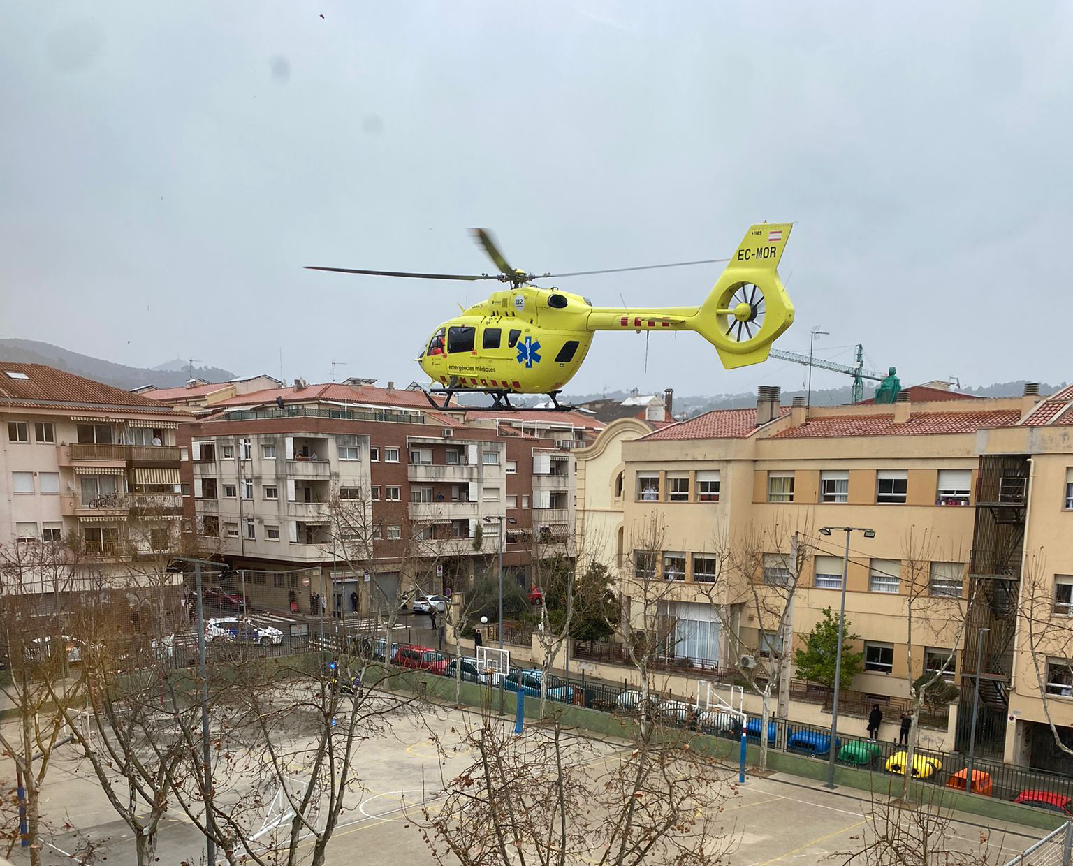 La Bustia helicopter pati escola Olesa