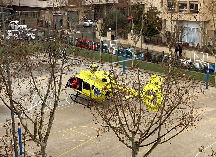 La Bustia helicopter sem pati escola Olesa