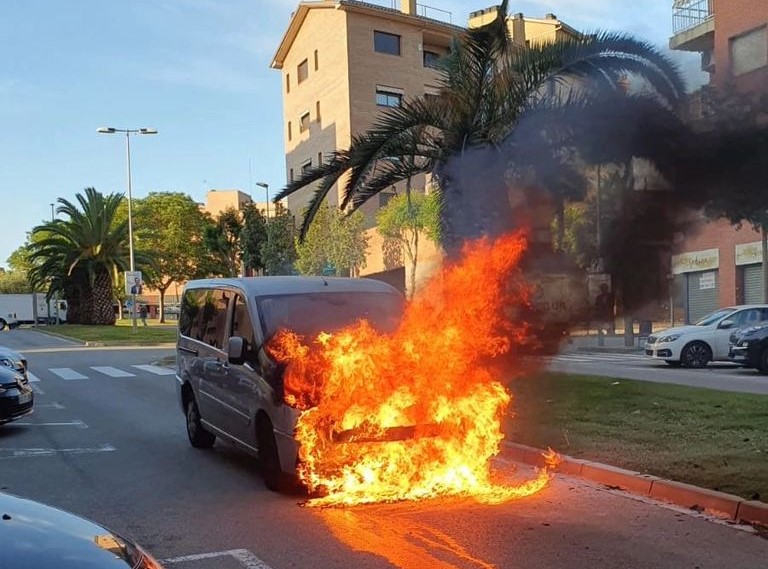 La Bustia vehicle cremat Martorell