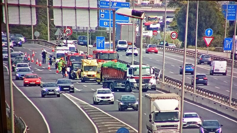 La Bustia accident Abrera A2 sentit Barcelona 28 de juny