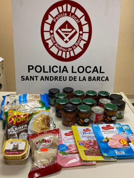 La Bustia menjar caducat Policia Local Sant Andreu