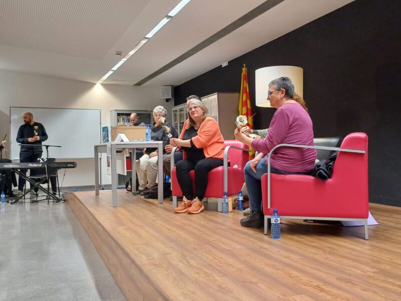 La Bustia llibre Contes del Baix Llobregat 5