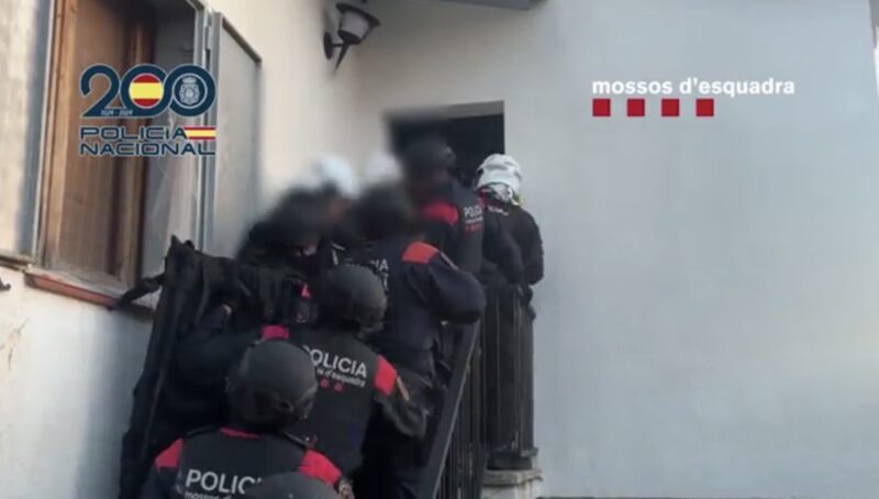 La Bustia detencio Carlos Navarro el yoyas Brians 1 Sant Esteve 2