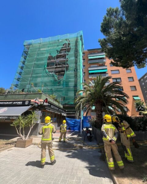 La Bustia incendi lona Sant Andreu 1