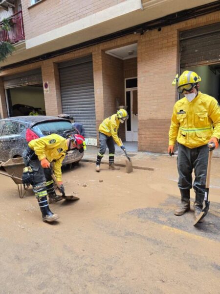 La Bustia ADF Esparreguera dana a Valencia 4