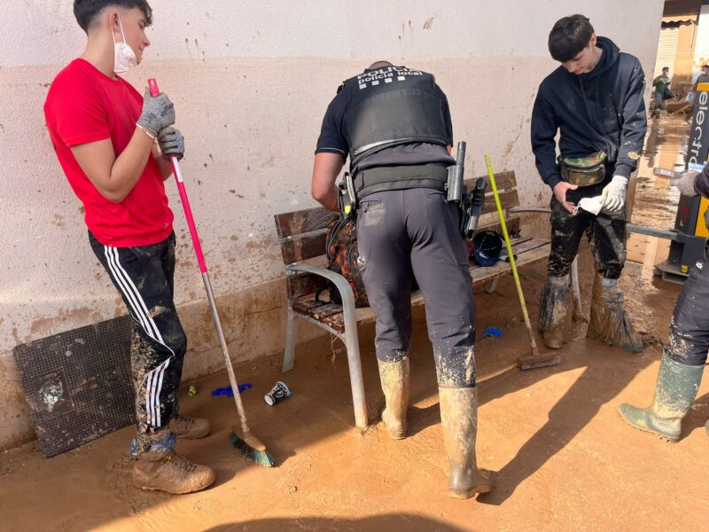 La Bustia Policia Local Martorell a Valencia 1 1