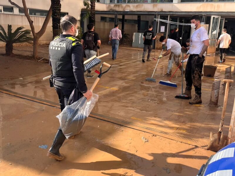 La Bustia Policia Local Martorell a Valencia 1