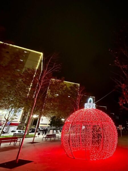 La Bustia encesa llums Nadal a Martorell foto J Serra 1