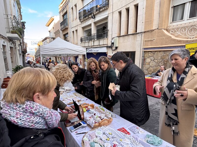 La Bustia Fira artesans entitats Santa Llucia Gelida 2024 foto Aj 1