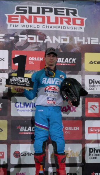 La Bustia Ramon Godino guanya primera ronda Mundial SuperEnduro 2025 Polonia Abrera 2