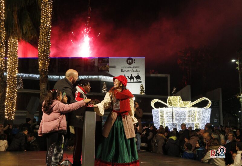 La Bustia encesa llums Nadal Sant Andreu 1