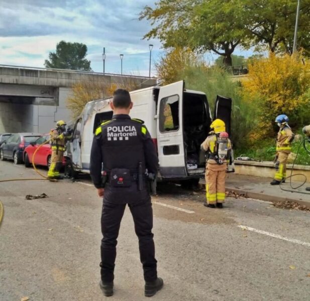 La Bustia furgoneta cremada Martorell 3