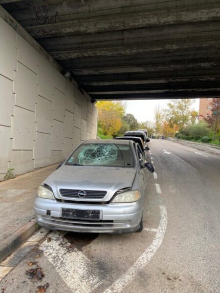 La Bustia vehicles estacionats carrer cami torrassa Martorell 5