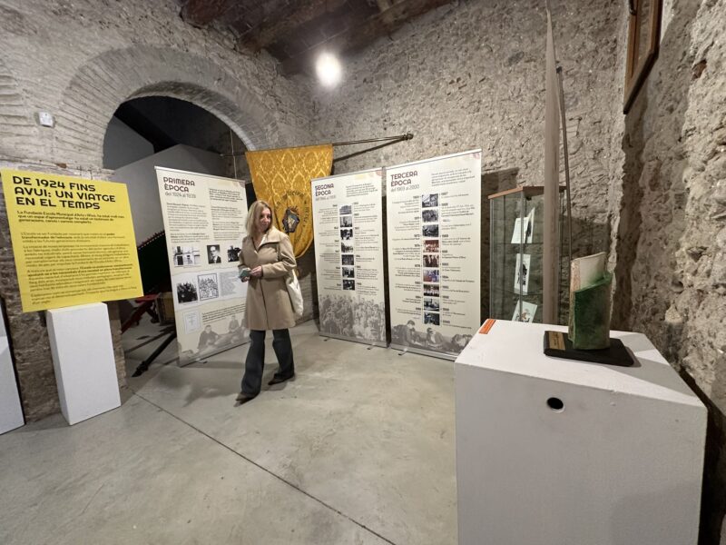 La Bustia inauguracio exposicio centenari Arts i Oficis Olesa 7