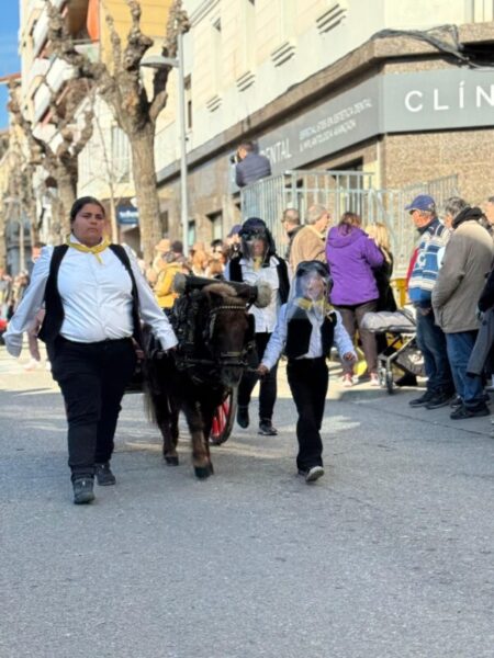 La Bustia Festa Tonis Tres Tombs Olesa 2025