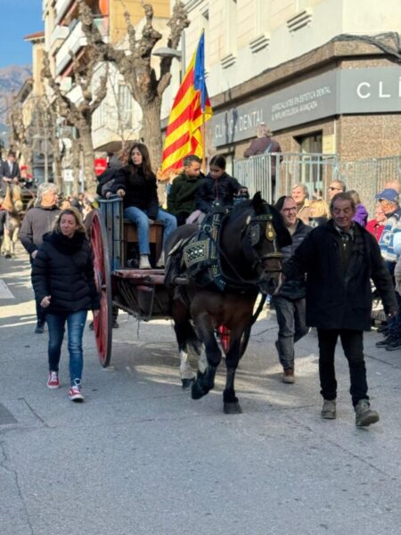 La Bustia Festa Tonis Tres Tombs Olesa 2025