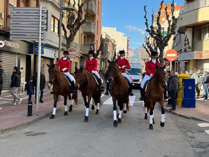 La Bustia Festa Tonis Tres Tombs Olesa 2025