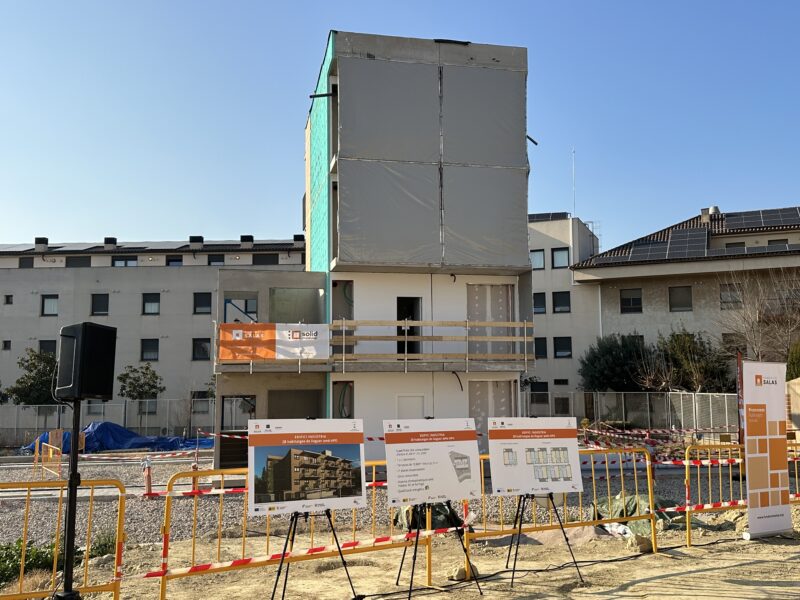 La Bustia visita consellera Paneque obres industrial habitatges lloguer assequible Olesa