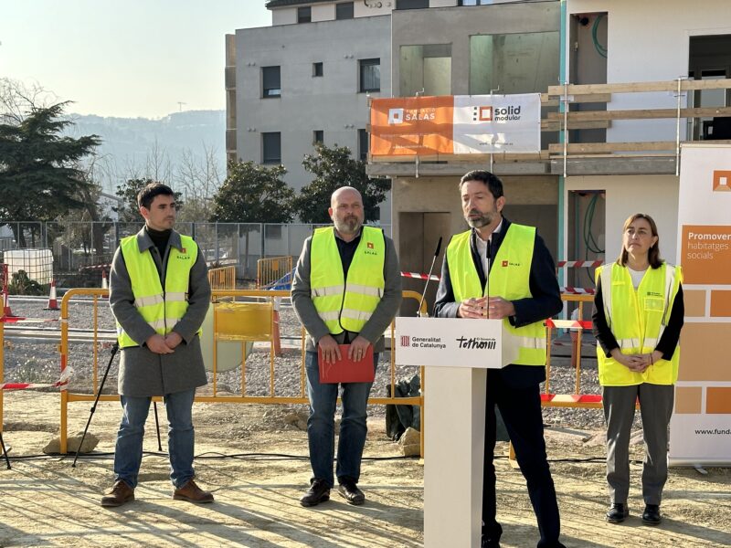 La Bustia visita consellera Paneque obres industrial habitatges lloguer assequible Olesa