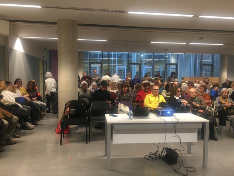 La Bustia Joana Llordella presentacio Elles teixidores de vida Esparreguerina