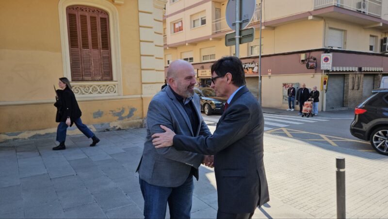 La Bustia Salvador Illa reconeixement Bombers Olesa 2025