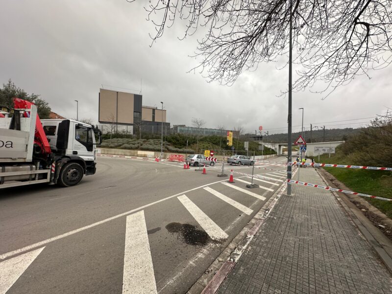 La Bustia obres entrada Olesa 2025