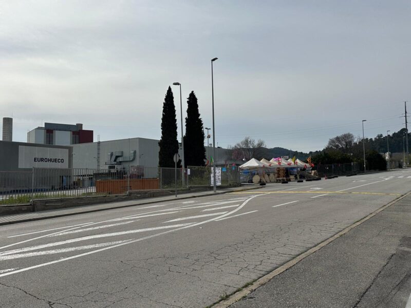 La Bustia tancament Eurohueco Castellbisbal 2025