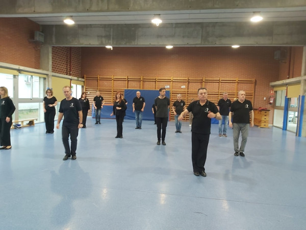 La Bustia Associacio Cultural Balls de Salo Pas a Pas dansa Abrera 1