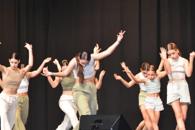 La Bustia Dia Dansa Masquefa 16