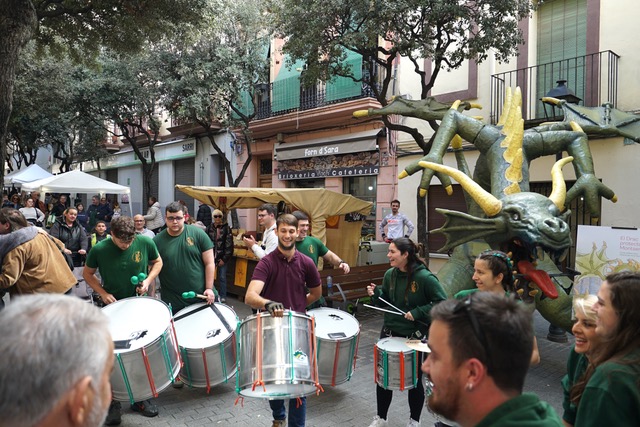 La Bustia Drac Olive presentacio llibre Olesa