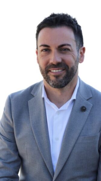 La Bustia Sergio Sarmiento Gelida