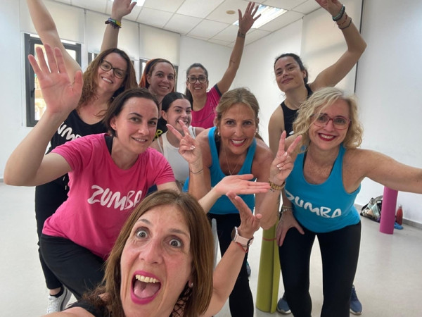 La Bustia Vive y Baila dansa Abrera 1