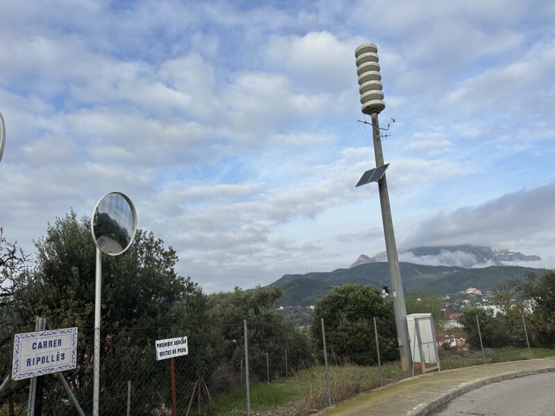 La Bustia sirena alarma risc quimic Olesa