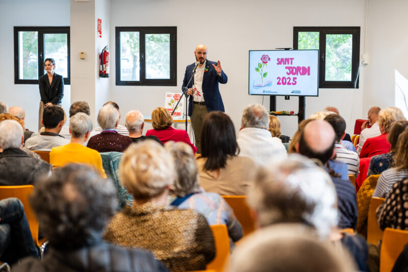 La Bustia presentacio projecte Sant Andreu Biblioteca 8