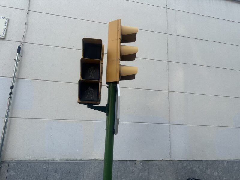 La Bustia semafor sense funcionar Olesa