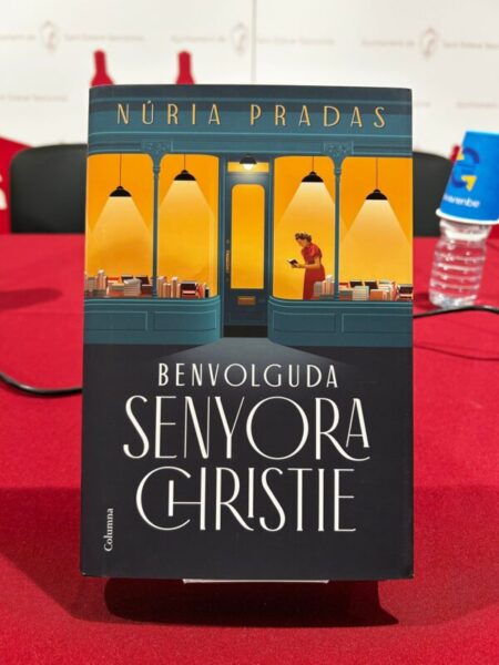 La Bustia Nuria Pradas llibre Benvolguda Agatha Christie 6