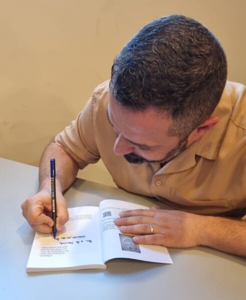 La Bustia llibre Dario Muhi 4