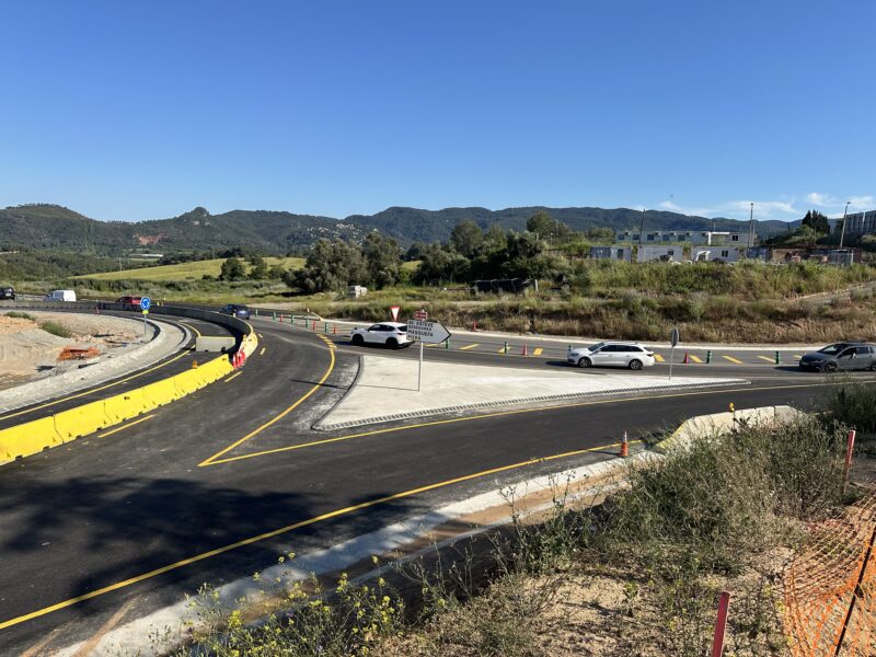 La Bustia oberta rotonda B224 Sant Esteve a Martorell maig 2025