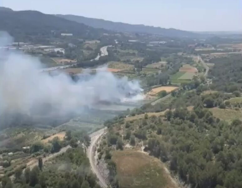 La Bustia incendi Sant Esteve al limit Castellvi Martorell 21 juny 2025