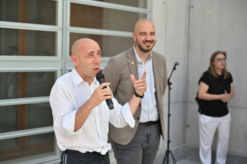 La Bustia lliurament claus habitatge Sant Andreu 5