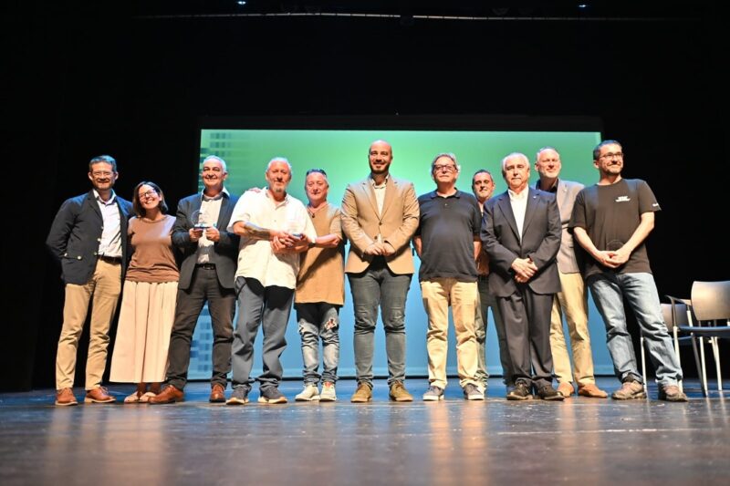 La Bustia Medalles Merit Empresarial Sant Andreu 6