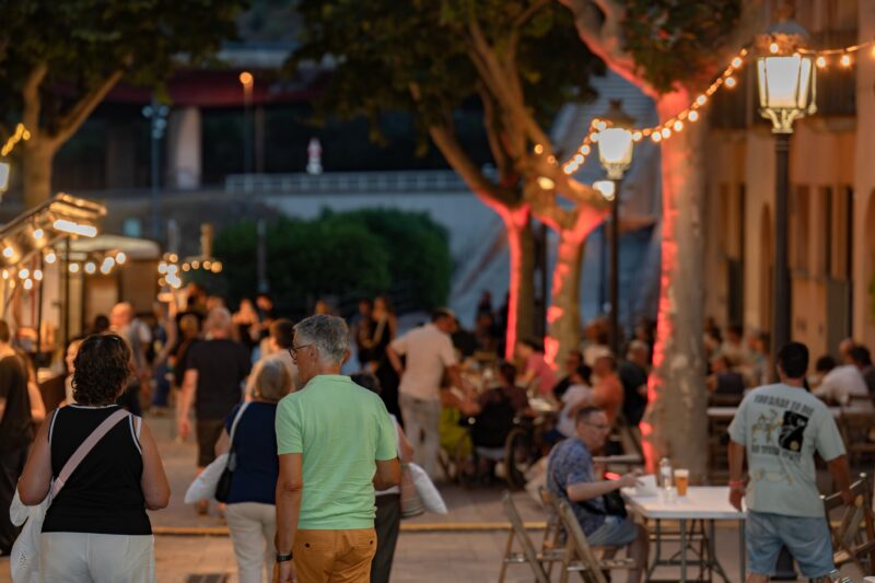 La Bustia PAS Lounge Martorell DJ Kolom 1