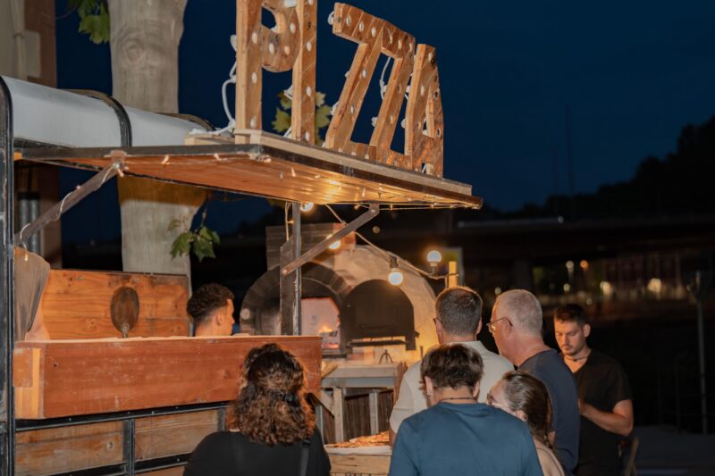 La Bustia PAS Lounge Martorell DJ Kolom 3