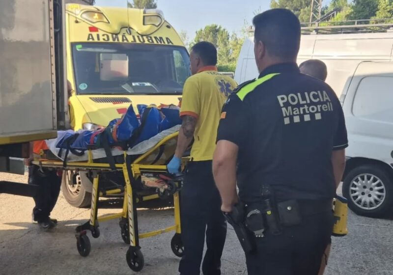 La Bustia accident ferit entre camio i mur Martorell