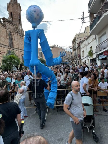 La Bustia gegants Festa Major Sant Esteve 1