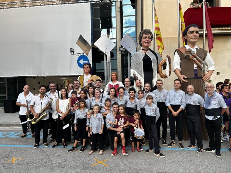 La Bustia gegants Festa Major Sant Esteve 3